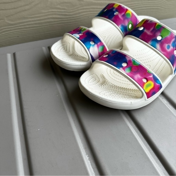 Crocs Solarized Tie Dye Double Strap Slide Sandals Size 9 Men’s, 11 Women’s - Picture 4 of 10